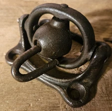 VINTAGE CAST IRON CEILING SWIVEL OIL LAMP HOOK  -VERY UNUSUAL HOOK