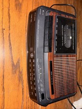 GE Model 7-4966A FM/AM Clock Radio Alarm Clock Cassette  Recorder