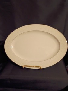 Sango "Florence" Oval Serving Platter.                      (38)t