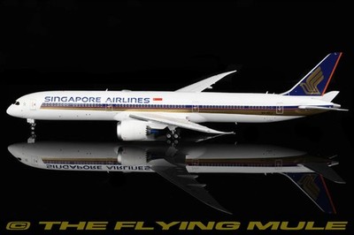SQ Wings 1:200 787-10 Dreamliner Singapore Airlines 9V-SCJ