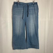 Signature Levi Strauss Womens 18 Blue Wide Leg Crop Pull On Jeans Comfy Casual