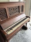 Vintage 1920 Mahogany Upright Piano Carved Wood 88 Keys 2 Pedals w/ Stool — photo 2