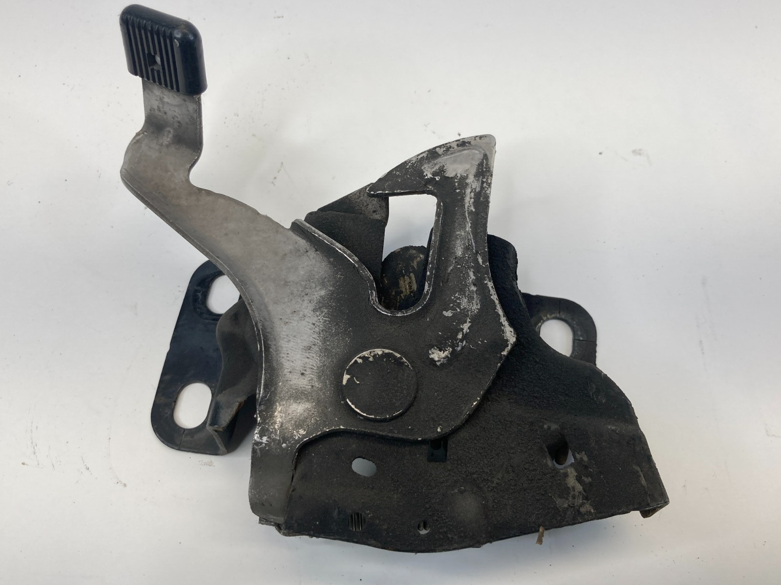 2008-2012 HONDA ACCORD FRONT CENTER ENGINE HOOD LOCK LATCH SAFETY CATCH UNIT OEM