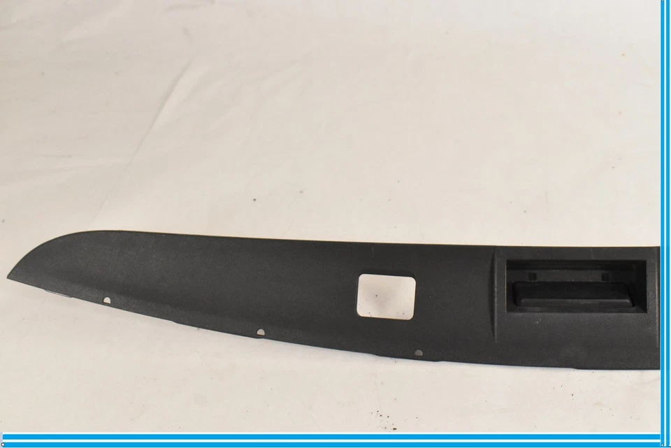 12-14 Mercedes W218 CLS550 CLS63 AMG tapa maletero puerta trasera manija moldura OEM Foto 3 de 4