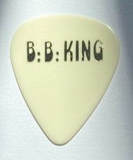 Vintage B.b. King Signature Single-Sided White/Gold Guitar Pick - 1988 Tour