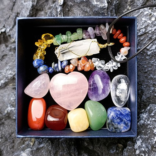 Healing Crystals Natural Chakra Stones Set with Gift Box Pendant and Bracelet✡