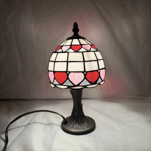 Vintage Small Tiffany Style Stained Slag Glass Lamp Metal Base 12”