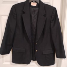 Pendleton Women's Black 2 Button Blazer 100 Virgin Wool 1 Sleeve Button Missing
