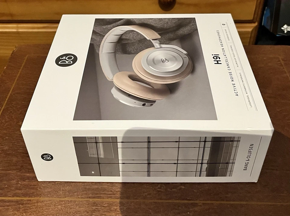 Bang & Olufsen Beoplay H9i Headphones *SOLD OUT *RARE *DISCONTINUED - Image 2 of 4