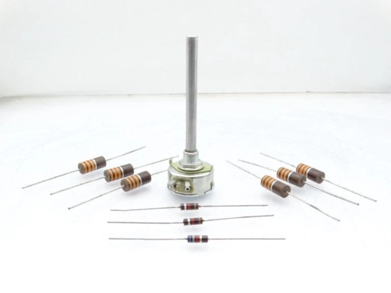 CENTRALAB WW-302 Potentiometer - New In Box - Image 2 of 3