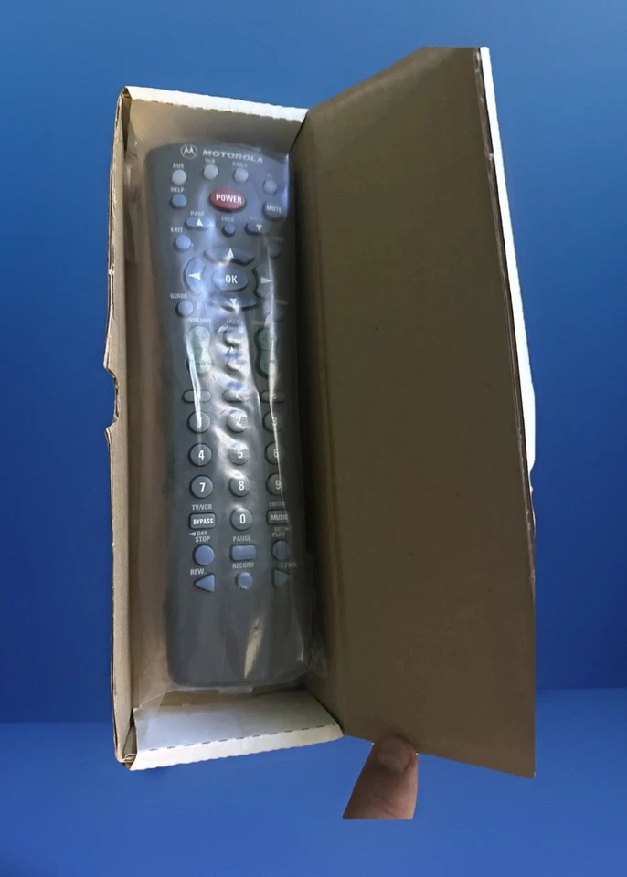 Motorola DRC-400/425 Universal Remote Control - Image 3 of 4