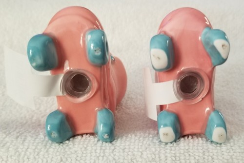 Cracker Barrel Salt And Pepper Shakers Roller Skates Pink New - Picture 10 of 12