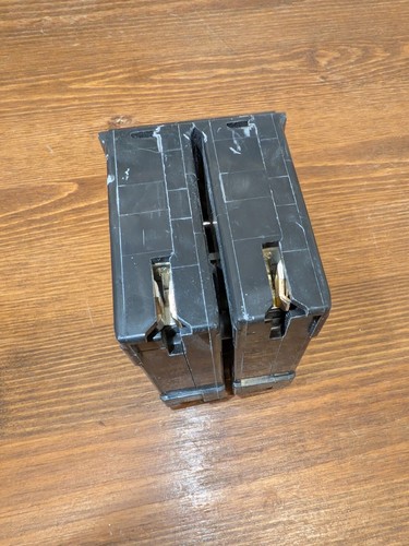 Interruttore Quadrato D 50 Amp 2 Poli Homeline Standard Trip Residenziale Nero - Foto 4 di 8