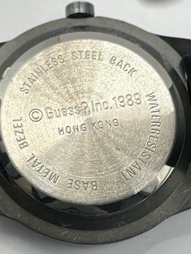 Guess Vintage Womens Watch 1989 New Battery Rubber Band 30MM 7.5" X - Picture 9 of 9