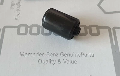 /585/ Original Mercedes-Benz Handbremse Druckknopf Knopf W201 190 190D 190E  - Bild 1 von 3