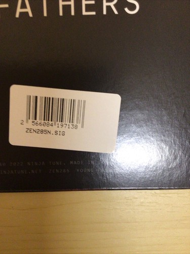 SIGNED-YOUNG FATHERS-HEAVY HEAVY-LP RED VINYL+LARGE POSTER-AUTOGRAPHED SLEEVE-MU - Picture 7 of 12