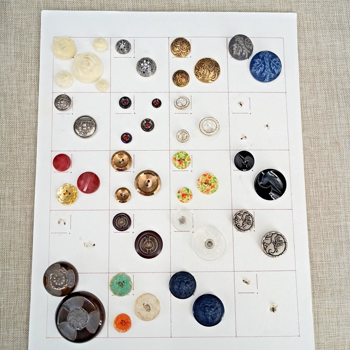 Vintage Original Collectible Sewing Buttons for sale | eBay
