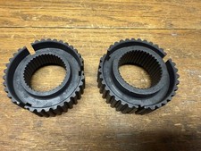 Mopar A-833 Np833 4 Speed Syncro Hubs Pair Early Style