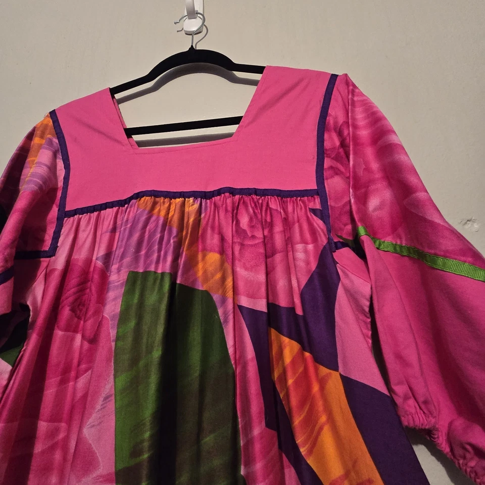 Vestido De Colección Años 70 80 Gudnason California Caftán Mumu Talla Pequeño Hawaiano Floral Usado en Excelente Condición Foto 3 de 4