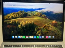 Apple MacBook Air 13.3'' (256GB SSD, Apple M1, 8GB RAM) Laptop - Space Gray