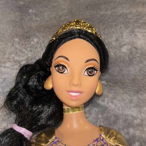 Disney Aladdin Princesa Jazmín Barbie Muñeca de Moda Mattel - Imagen 2 de 5