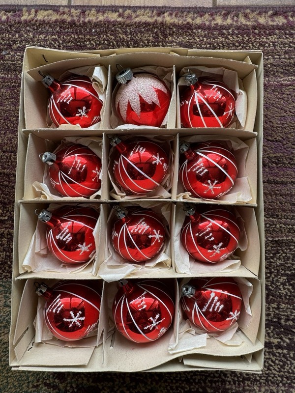 Box 12 Vintage Polish Christmas Ornaments Red With White Snowflakes Kmart