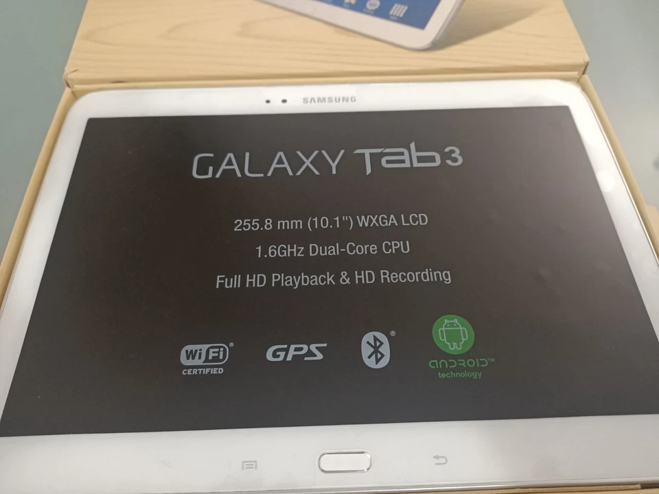 Samsung GALAXY Tab 3, foto 3 di 5