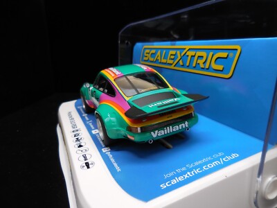 Scalextric Porsche 911 3.0 RSR Vaillant 1:32 Slot Car C4439