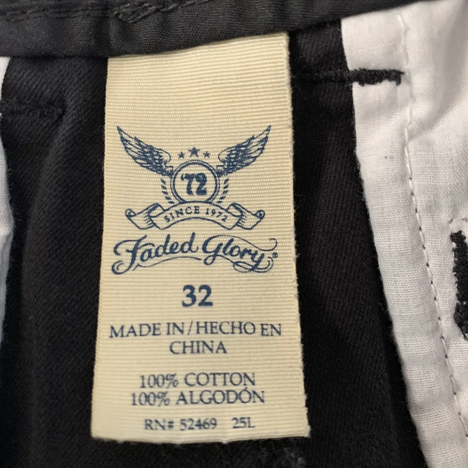 Faded Glory Mens Shorts sz 32 Black Gray Striped Flat Front Chino 100% Cotton - Image 3 of 4