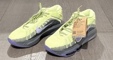 Nike Zoom G.T. Hustle 3 'Alien' Victor Wembanyama Spurs (FV5953-700) Hombre 9.5