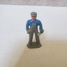 VINTAGE Barclay Toy Lead Figures RAILROAD TRAIN OILER MECHANIC 1.75" PRISTINE