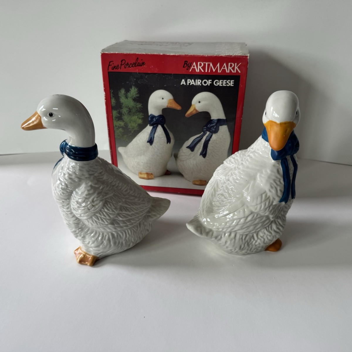 Vintage 1988, A Pair Of Geese By Artmark, Fine Porcelain, Item