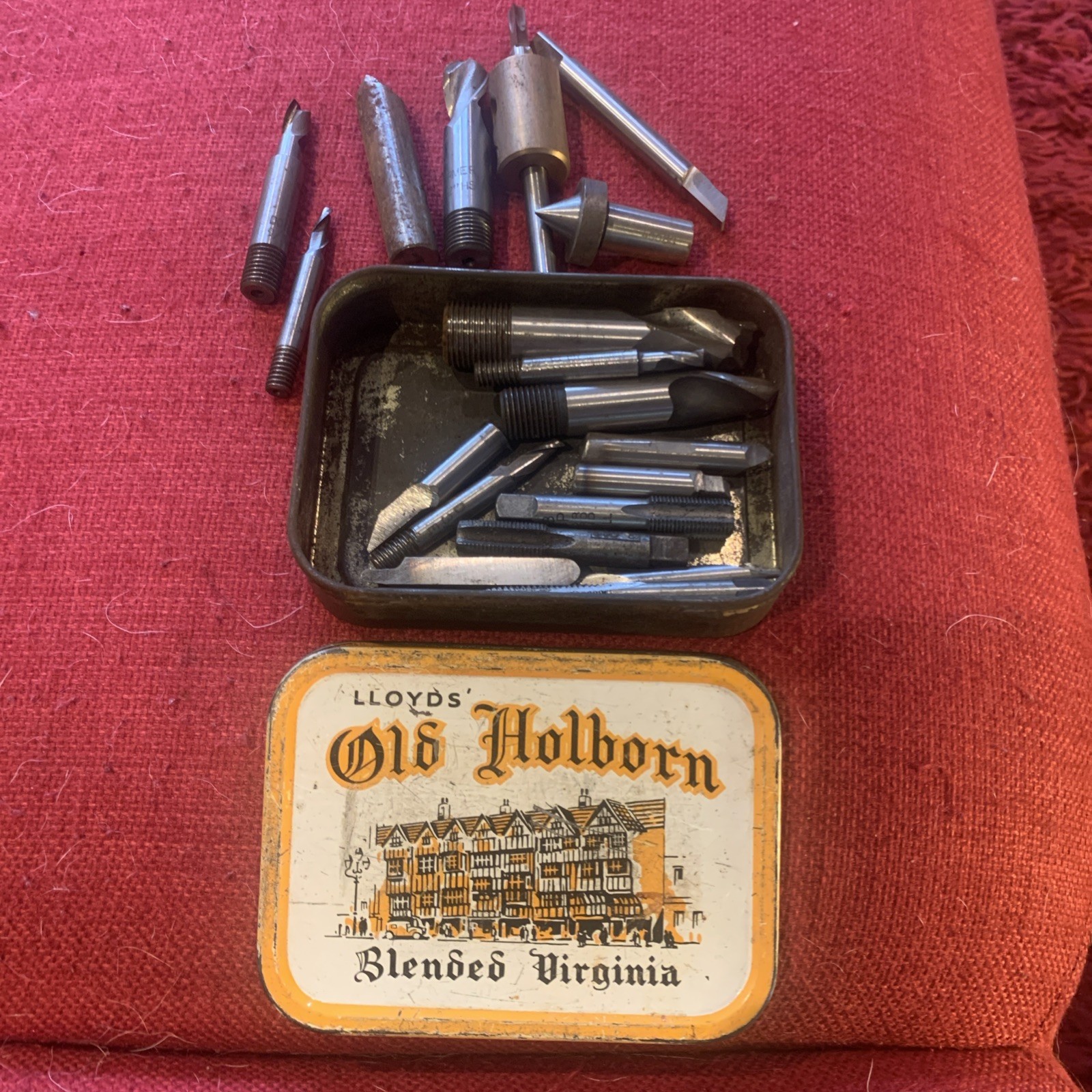 Thread Cutting Taps/drilling bits