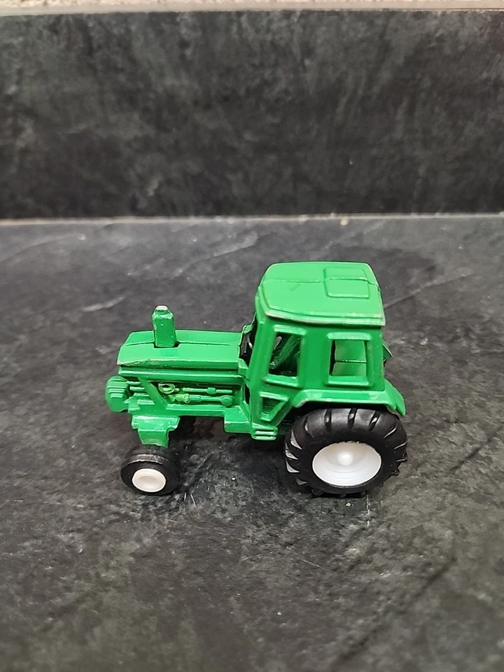 Vintage ERTL Green Farm Toy Tractor Diecast/Metal 1/64 Scale Made in China - Image 3 of 4