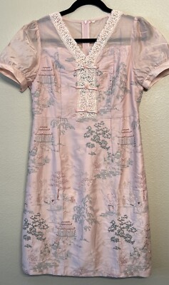 Japanese Style Scenic Embroidered Short Pink Dress. Medium/ Large