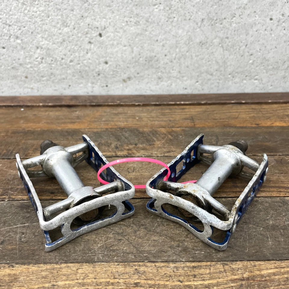 Pedales MKS BMX-7 azules 1/2 pulgada MKS Japón se adaptan a OPC 1 PIEZA Old School BMX Survivor Foto 3 de 4