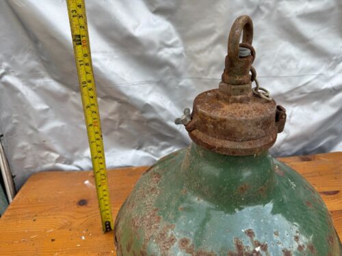 ANTIQUE GREEN ENAMEL INDUSTRIAL HANGING LIGHT SHADE RUSTIC FACTORY STYLE - Picture 4 of 5