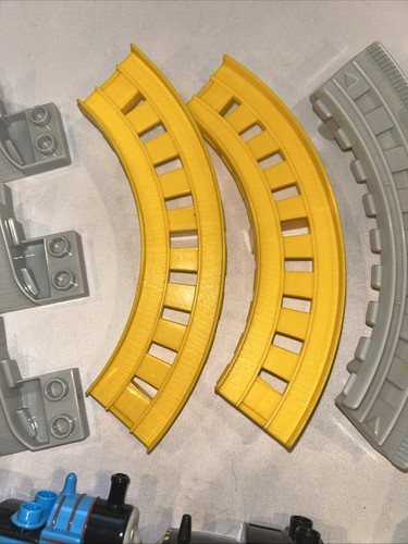 Mega Bloks Thomas The Train Engine Mavis Track Bridge Replacement Parts - Picture 4 of 9
