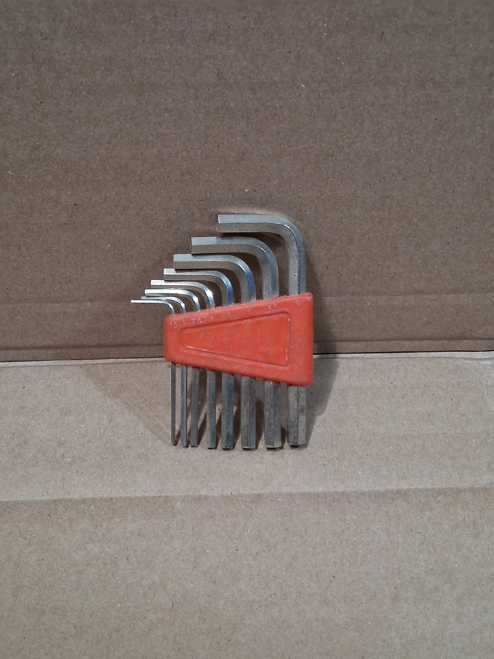Husky Standard Short Arm Hex Key Set - Image 2 of 2