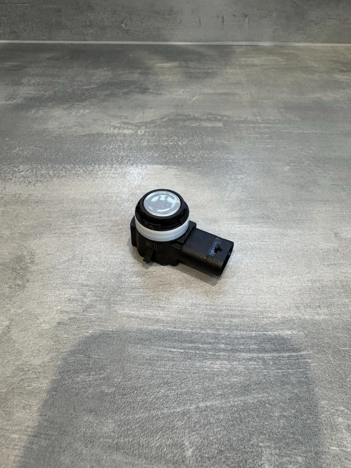 Genuine BMW Mini 21-24 Ultrasonic PDC Parking Sensor 66205A74239 Brand New