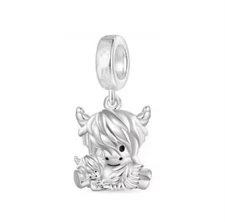 V102  S925 STERLING SILVER BABY HIGHLAND COWS DANGLE CHARM