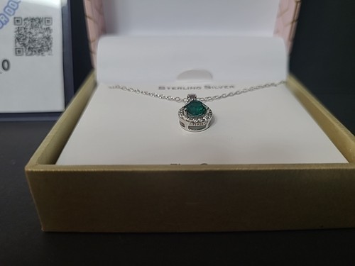 Macys Crystal and Cubic Zirconia Halo 18 Pendant Necklace in Silver IN A GIFT ๐ - Picture 3 of 7