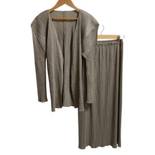 PLEATS PLEASE Issey Miyake, set cardigan and long skirt size 3, gray Women USED