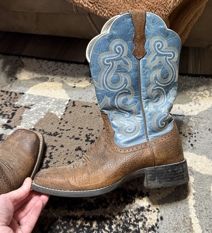 Ariat Ladies Quickdraw Western Boot Oiled Rowdy size 7.5 B - Image 4 of 4