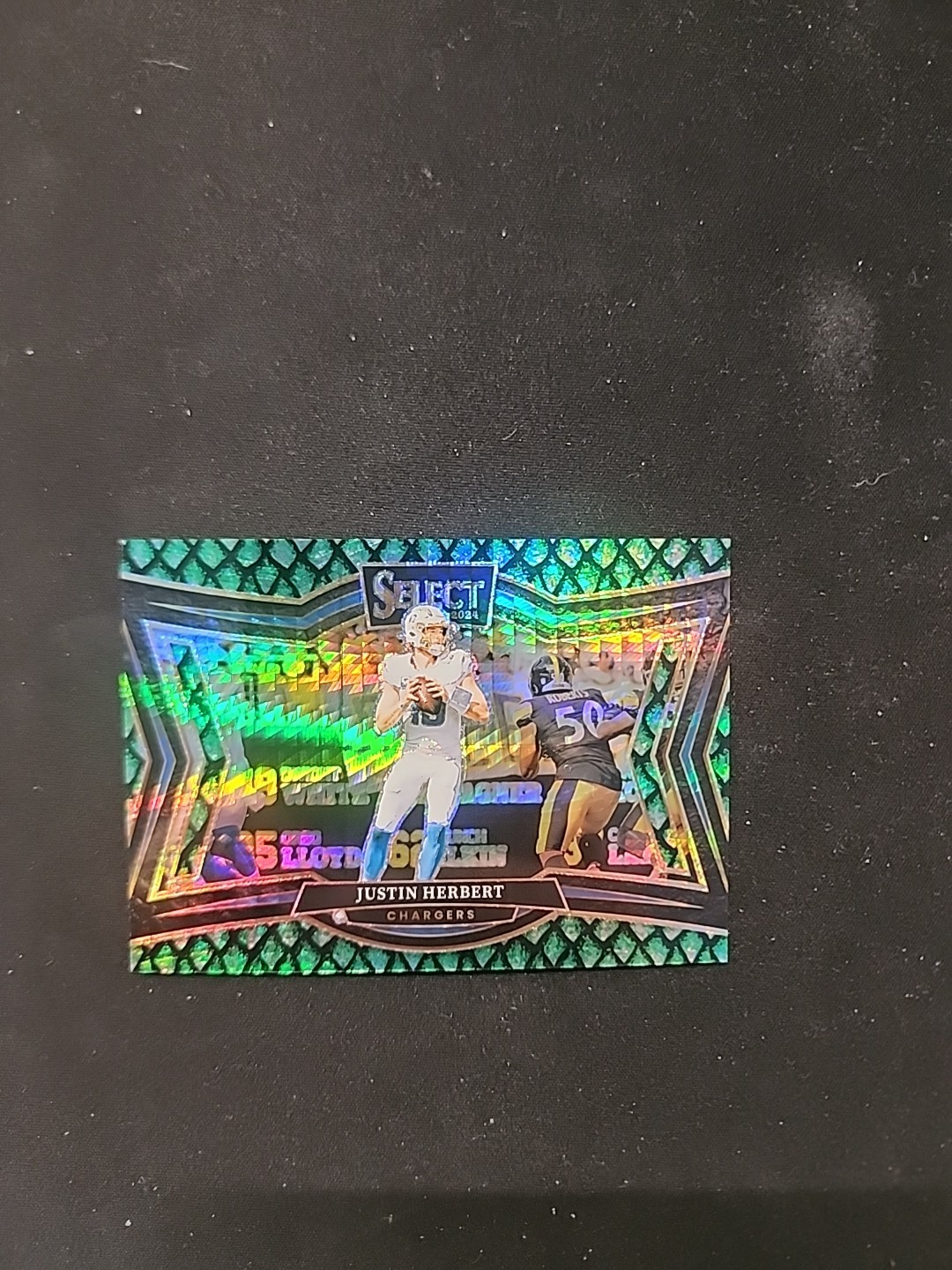 2024 Panini Select - Field Level Justin Herbert #461 Dragon Scale Prizm /70