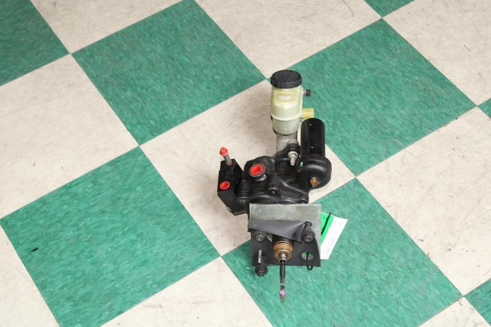 9904 MUSTANG GT Hydroboost Hydraulic Assist Power Brake Booster Master