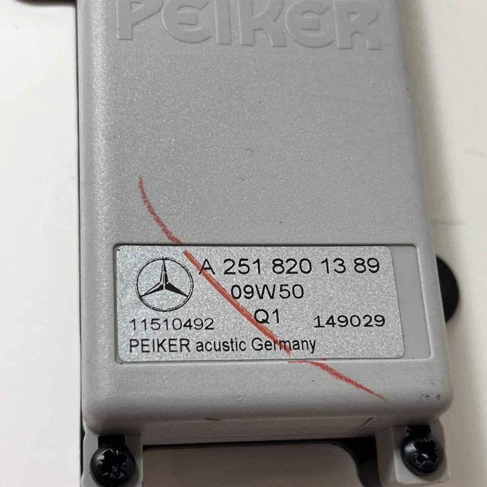 2010 MERCEDES-BENZ GL350 AUDIO AMPLIFIER CONTROL MODULE A2518201389 OEM - Imagem 4 de 4