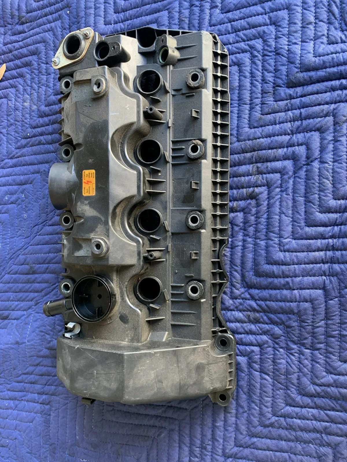 BMW 0610 N62B48 ENGINE RIGHT VALVE COVER E60 E63 E64 E65 E66 E70 X5 eBay