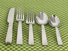 Reed & Barton CRESCENDO II Stainless Vietnam NEW Flatware SMART CHOICE E53N