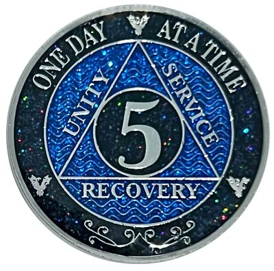 SIMPLY MINIMAL AA 5 Year Medallion, Silver Color Plated, Black Rainbow & Blue Glitter, Alcohol
